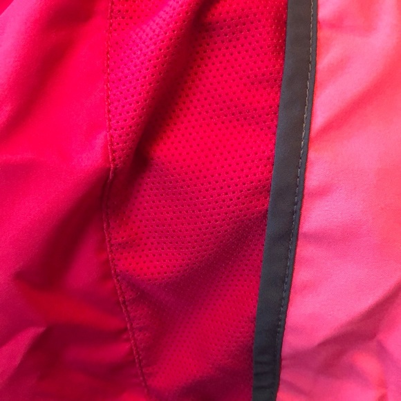 Nike Dri-Fit shorts pink size medium - Picture 3 of 5